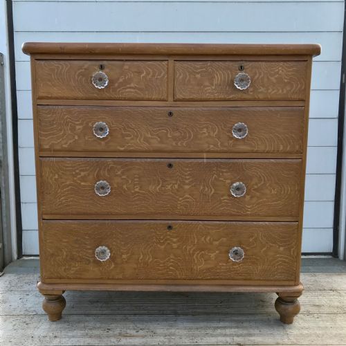victorian pine chest of drawers with original oak grain paint effect and original glass knobs - CATEGORY: ANTIQUE CHEST OF DRAWERS - DATED VICTORIAN