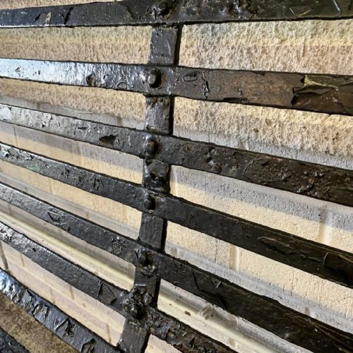 19TH CENTURY WROUGHT IRON STRAP BENCH - ADDITIONAL PHOTO 6