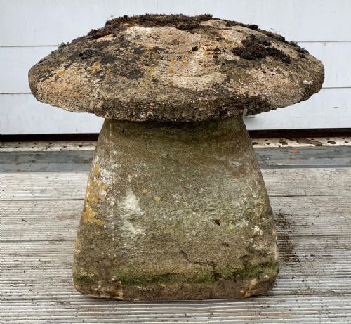 19TH CENTURY HAM STONE STADDLE STONE - ADDITIONAL PHOTO 5