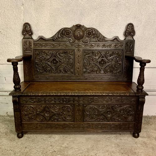 victorian carved oak hall bench with lift up seat - CATEGORY: ANTIQUE FURNITURE - DATED VICTORIAN