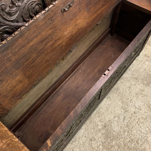 VICTORIAN CARVED OAK HALL BENCH WITH LIFT UP SEAT - ADDITIONAL PHOTO 7