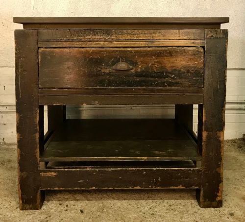 19TH CENTURY PRINTERS TABLE IN ORIGINAL FINISH - ADDITIONAL PHOTO 1