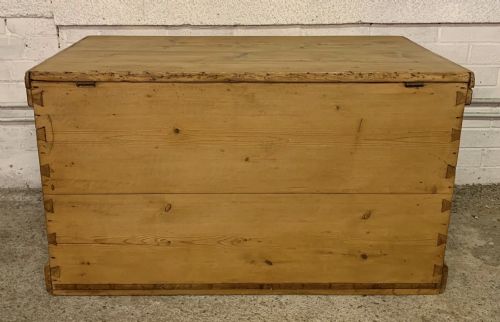 VICTORIAN PINE BLANKET BOX - ADDITIONAL PHOTO 14