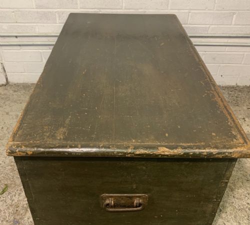VICTORIAN PAINTED PINE BLANKET BOX WITH ORIGINAL PAINT - ADDITIONAL PHOTO 3