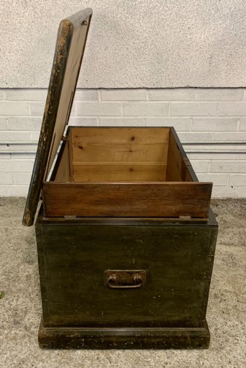 VICTORIAN PAINTED PINE BLANKET BOX WITH ORIGINAL PAINT - ADDITIONAL PHOTO 16