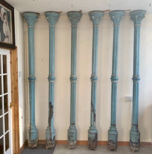 set of six 19th century cast iron pillars - CATEGORY: ANTIQUE MISCELLANEOUS - DATED 19TH CENTURY