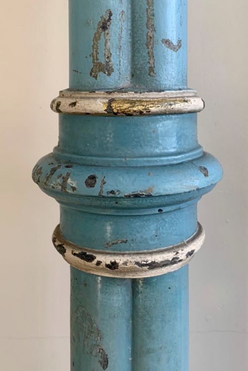SET OF SIX 19TH CENTURY CAST IRON PILLARS - ADDITIONAL PHOTO 3