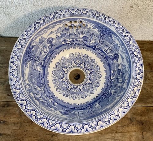 VICTORIAN BLUE AND WHITE PATTERNED SINK - ADDITIONAL PHOTO 4