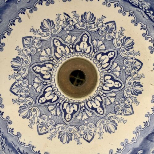 VICTORIAN BLUE AND WHITE PATTERNED SINK - ADDITIONAL PHOTO 5