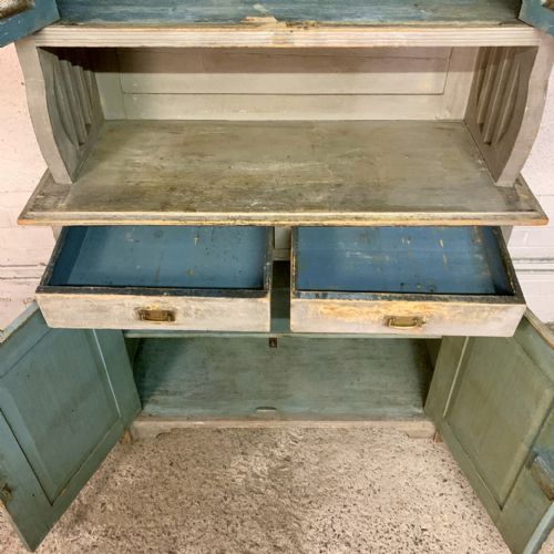 CIRCA 1900 EUROPEAN GLAZED TOP DRESSER WITH ORIGINAL PAINT - ADDITIONAL PHOTO 8