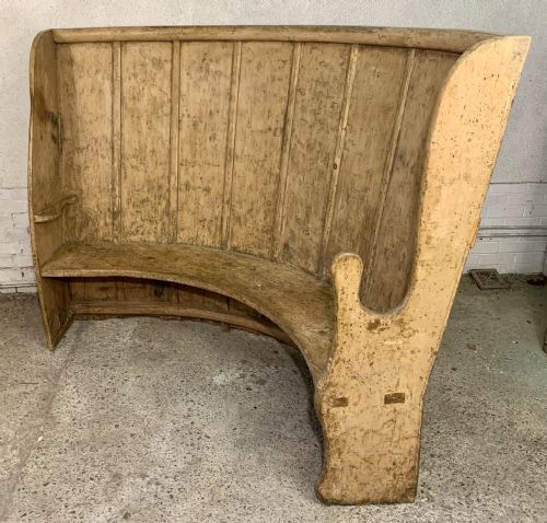 CIRCA 1800 PINE HIGH BACK BOW SETTLE IN ORIGINAL PAINT - ADDITIONAL PHOTO 8