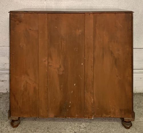 VICTORIAN MAHOGANY CHEST OF DRAWERS WITH ORIGINAL KNOBS - ADDITIONAL PHOTO 9