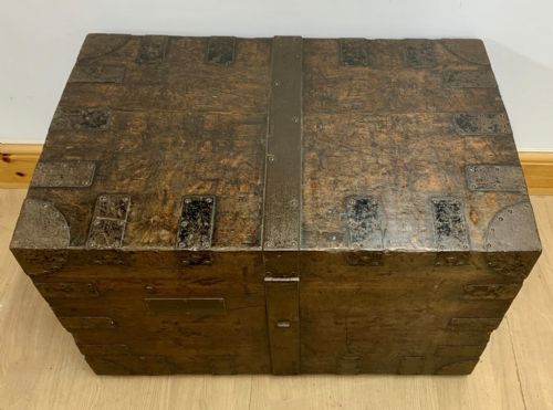 19TH CENTURY OAK METAL BOUND SILVER CHEST - ADDITIONAL PHOTO 2
