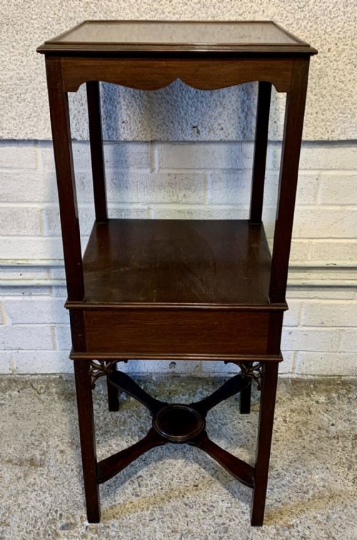 GEORGIAN 1800 MAHOGANY 3 TIER BEDSIDE TABLE WITH ORIGINAL BRASS DROP HANDLES - ADDITIONAL PHOTO 8
