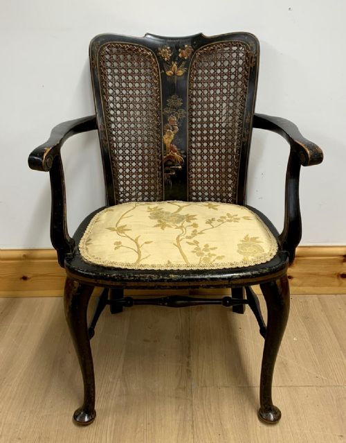 A PAIR OF ENGLISH CHINOISERIE AND JAPANNED LACQUERED ARM CHAIRS - ADDITIONAL PHOTO 1