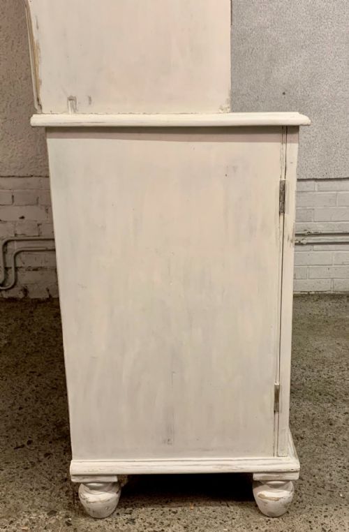 MID 19TH CENTURY 1850 PAINTED HOUSEKEEPER'S CUPBOARD - ADDITIONAL PHOTO 17
