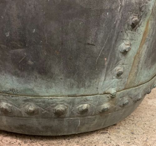 LARGE VICTORIAN RIVETED COPPER BOILER WITH GREAT COLOUR - ADDITIONAL PHOTO 3