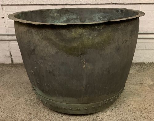 LARGE VICTORIAN RIVETED COPPER BOILER WITH GREAT COLOUR - ADDITIONAL PHOTO 5