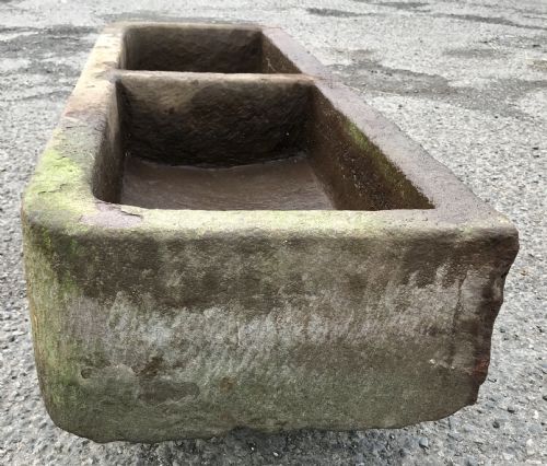 19TH CENTURY HAND CARVED PENNANT STONE PARTITION TROUGH WITH ROUNDED CORNERS - ADDITIONAL PHOTO 8
