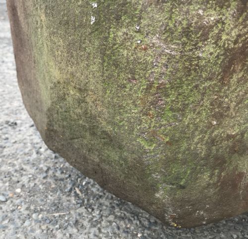 19TH CENTURY HAND CARVED PENNANT STONE PARTITION TROUGH WITH ROUNDED CORNERS - ADDITIONAL PHOTO 9