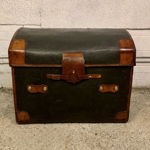 i9th century dome top carriage trunk - CATEGORY: ANTIQUE CHESTS - DATED 19TH CENTURY