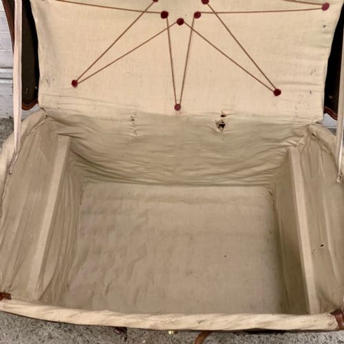I9TH CENTURY DOME TOP CARRIAGE TRUNK - ADDITIONAL PHOTO 6