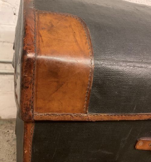 I9TH CENTURY DOME TOP CARRIAGE TRUNK - ADDITIONAL PHOTO 7
