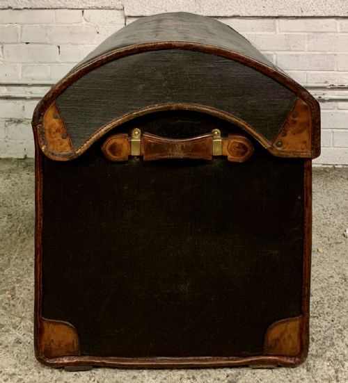 I9TH CENTURY DOME TOP CARRIAGE TRUNK - ADDITIONAL PHOTO 11
