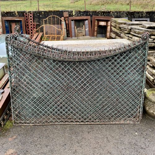 set of 11 victorian wire mesh railings - CATEGORY: ANTIQUE MISCELLANEOUS - DATED VICTORIAN