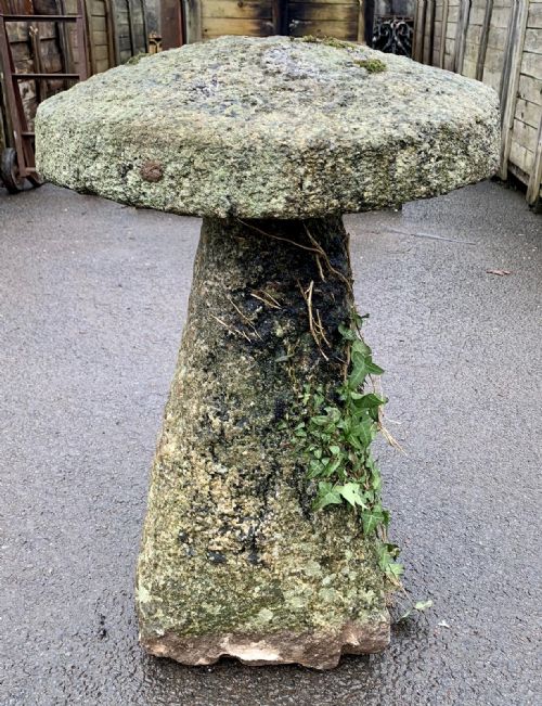 19TH CENTURY CORNISH GRANITE STADDLE STONE - ADDITIONAL PHOTO 4