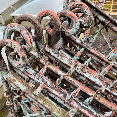SET OF 11 VICTORIAN WIRE MESH RAILINGS - ADDITIONAL PHOTO 6