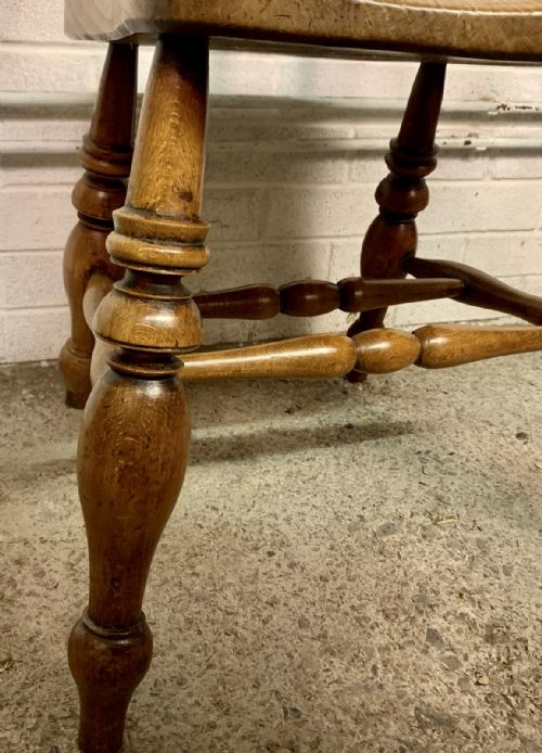 PAIR OF 19TH CENTURY SMOKER'S BOW CAPTAIN'S CHAIRS WITH BEECH FRAME AND ELM SEAT - ADDITIONAL PHOTO 4