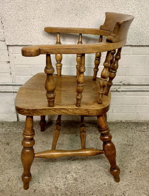 PAIR OF 19TH CENTURY SMOKER'S BOW CAPTAIN'S CHAIRS WITH BEECH FRAME AND ELM SEAT - ADDITIONAL PHOTO 5