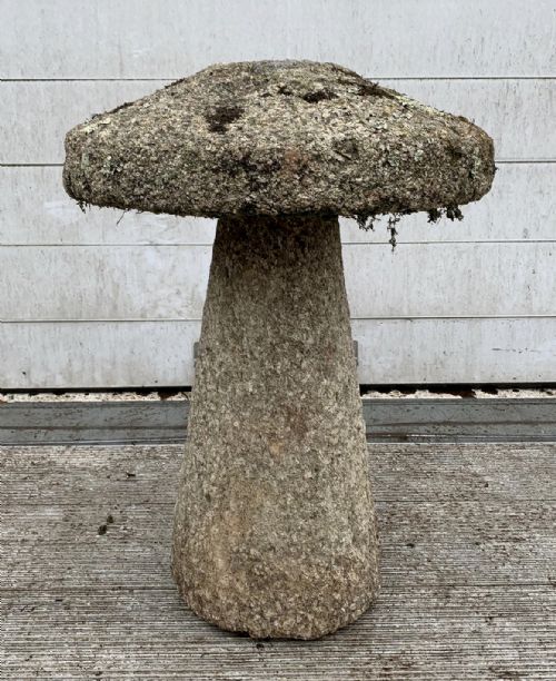 19TH CENTURY CORNISH GRANITE STADDLE STONE - ADDITIONAL PHOTO 4
