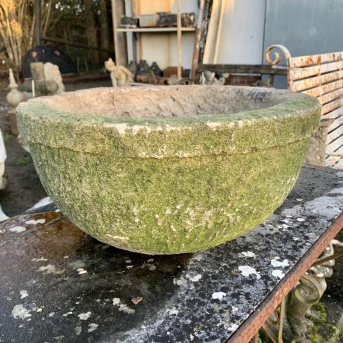 19th century hand carved stone pot probably cotswold stone - CATEGORY: ANTIQUE MISCELLANEOUS - DATED 19TH CENTURY