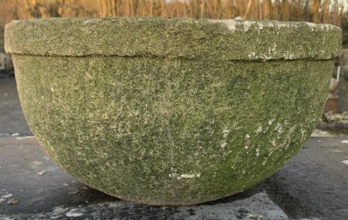 19TH CENTURY HAND CARVED STONE POT PROBABLY COTSWOLD STONE - ADDITIONAL PHOTO 5