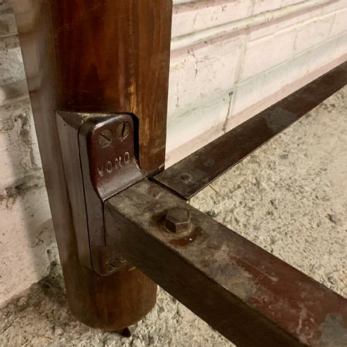 VICTORIAN MAHOGANY DOUBLE BED 4' 6 WIDE WITH NEW BASE - ADDITIONAL PHOTO 7