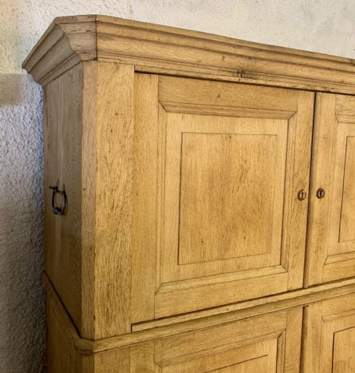 CIRCA 1900 OAK CAMPAIGN CUPBOARD IN 3 SEPARATE UNITS EACH WITH HANDLES LOCKS AND A KEY - ADDITIONAL PHOTO 1