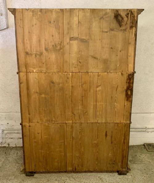 CIRCA 1900 OAK CAMPAIGN CUPBOARD IN 3 SEPARATE UNITS EACH WITH HANDLES LOCKS AND A KEY - ADDITIONAL PHOTO 19