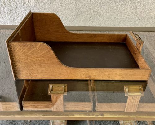 EARLY 20TH CENTURY BRASS FRAMED HABERDASHERY CABINET WITH 30 OAK GRADUATED DRAWERS - ADDITIONAL PHOTO 17