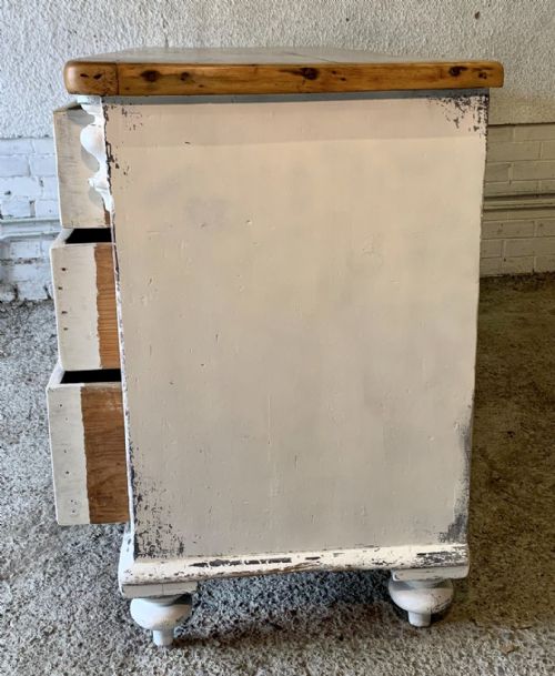 VICTORIAN PAINTED PINE LANCASHIRE DRESSER BASE STANDING ON TURNED FEET - ADDITIONAL PHOTO 13