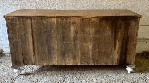 VICTORIAN PAINTED PINE LANCASHIRE DRESSER BASE STANDING ON TURNED FEET - ADDITIONAL PHOTO 16
