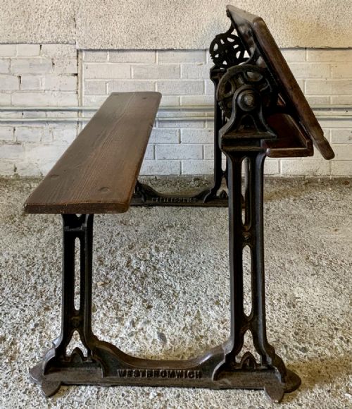 CIRCA 1900 DOUBLE SEAT SCHOOL DESK WITH ELM TOP AND SEAT ON CAST IRON BASE - ADDITIONAL PHOTO 10