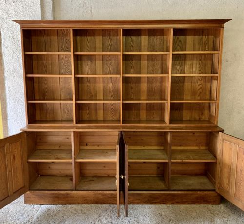 EARLY 20TH CENTURY OAK BOOKCASE COMPLETE WITH ORIGINAL BRASS HANDLES AND NUMBER PLATES - ADDITIONAL PHOTO 4