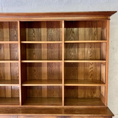 EARLY 20TH CENTURY OAK BOOKCASE COMPLETE WITH ORIGINAL BRASS HANDLES AND NUMBER PLATES - ADDITIONAL PHOTO 6