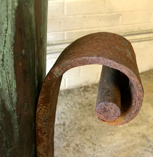 19TH CENTURY RIVETED COPPER BOILER CAULDRON ON HEAVY IRON BASE - ADDITIONAL PHOTO 4