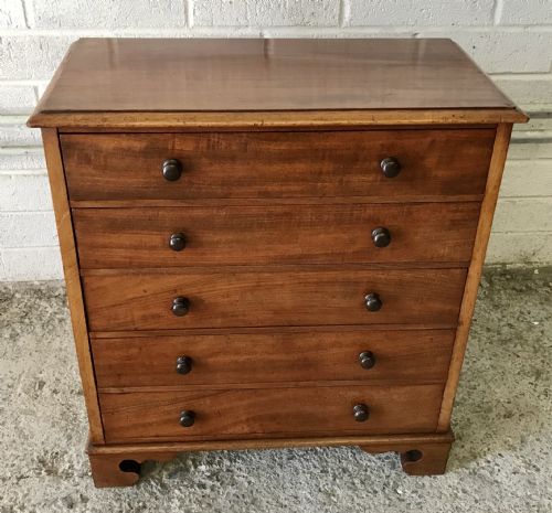 VICTORIAN MAHOGANY BANK OF 5 COLLECTORS DRAWERS WITH ORIGINAL EBONIZED KNOBS - ADDITIONAL PHOTO 2