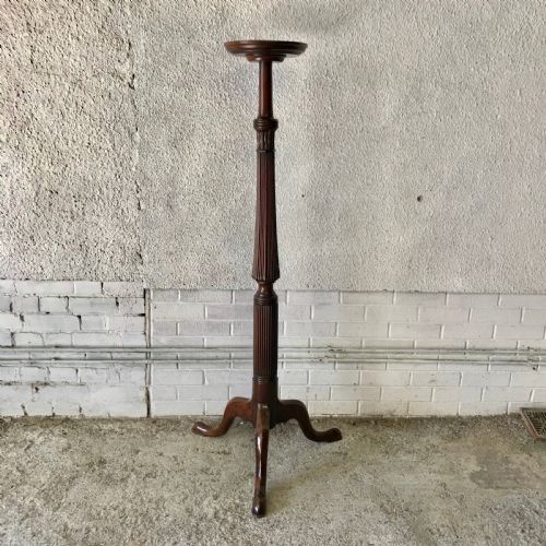 VICTORIAN MAHOGANY TORCHERE