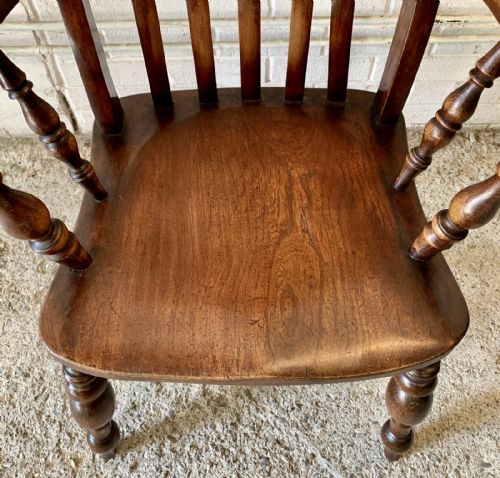VICTORIAN WINDSOR LATHE BACK ELM AND BEECH CARVER CHAIR - ADDITIONAL PHOTO 5