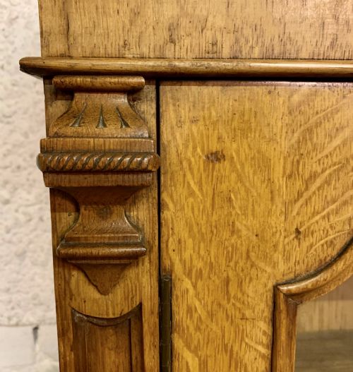 VICTORIAN DWARF OAK BOOKCASE WITH GLAZED DOORS - ADDITIONAL PHOTO 7